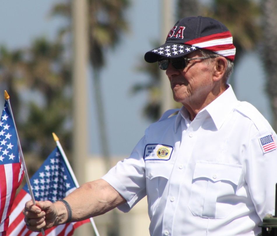 Post office deliver on veterans day